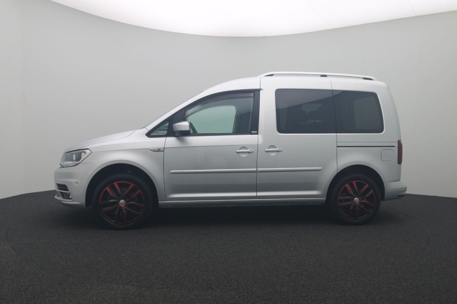 Fahrzeugabbildung Volkswagen Caddy 1.4 TSI Trendline BMT AHK TEMPO PDC