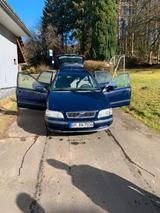 Volvo V40 Blau - gebrauchte Volvo V40 aus dem Jahr 2000