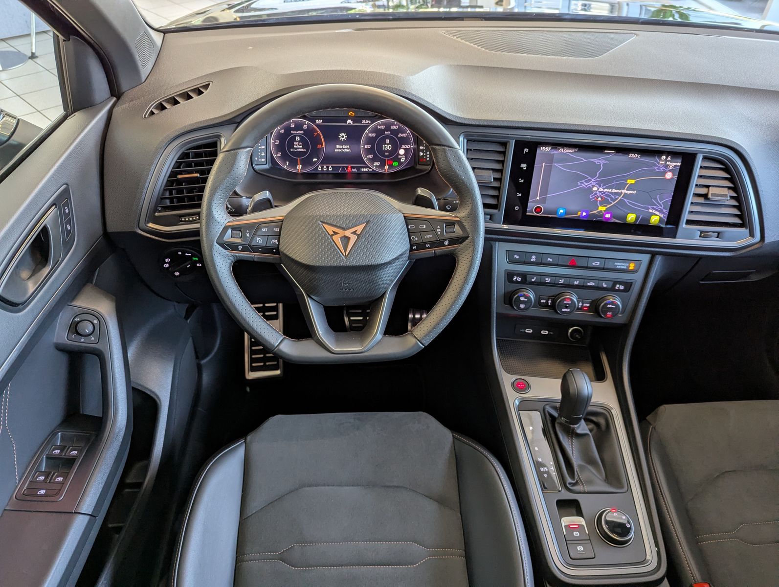 Fahrzeugabbildung CUPRA Ateca 1.5 TSI DSG Pano Dinamica ACC Cam AHK 19"