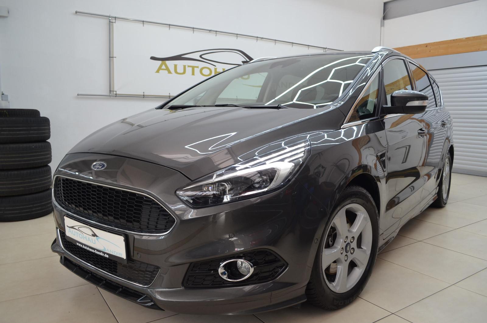 Ford S-MAX Titanium Autom. ~Leder~Navi~Led~Keyless