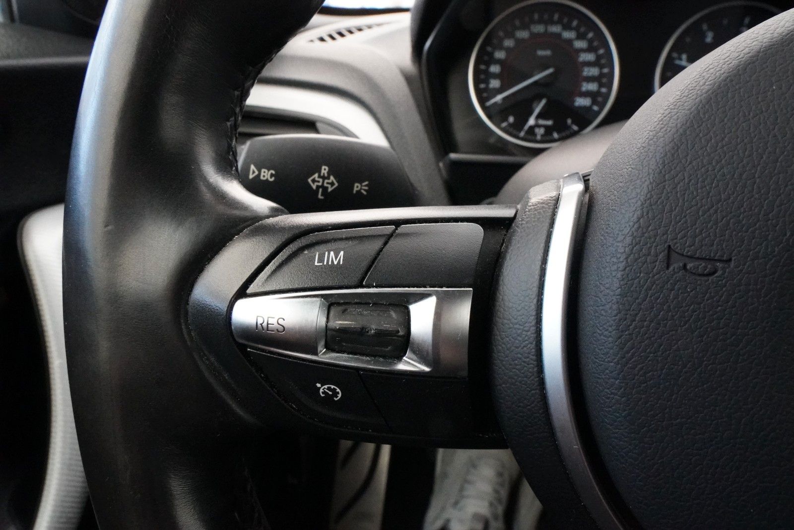 Fahrzeugabbildung BMW 120d M-Paket *Harman/Kardon*Shz*Bi-Xenon*