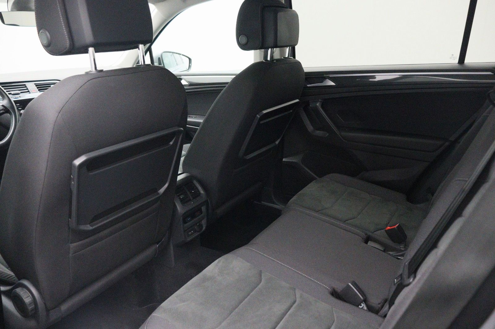 Fahrzeugabbildung Volkswagen Tiguan Allspace Highline 4M ACC Panorama Kamera
