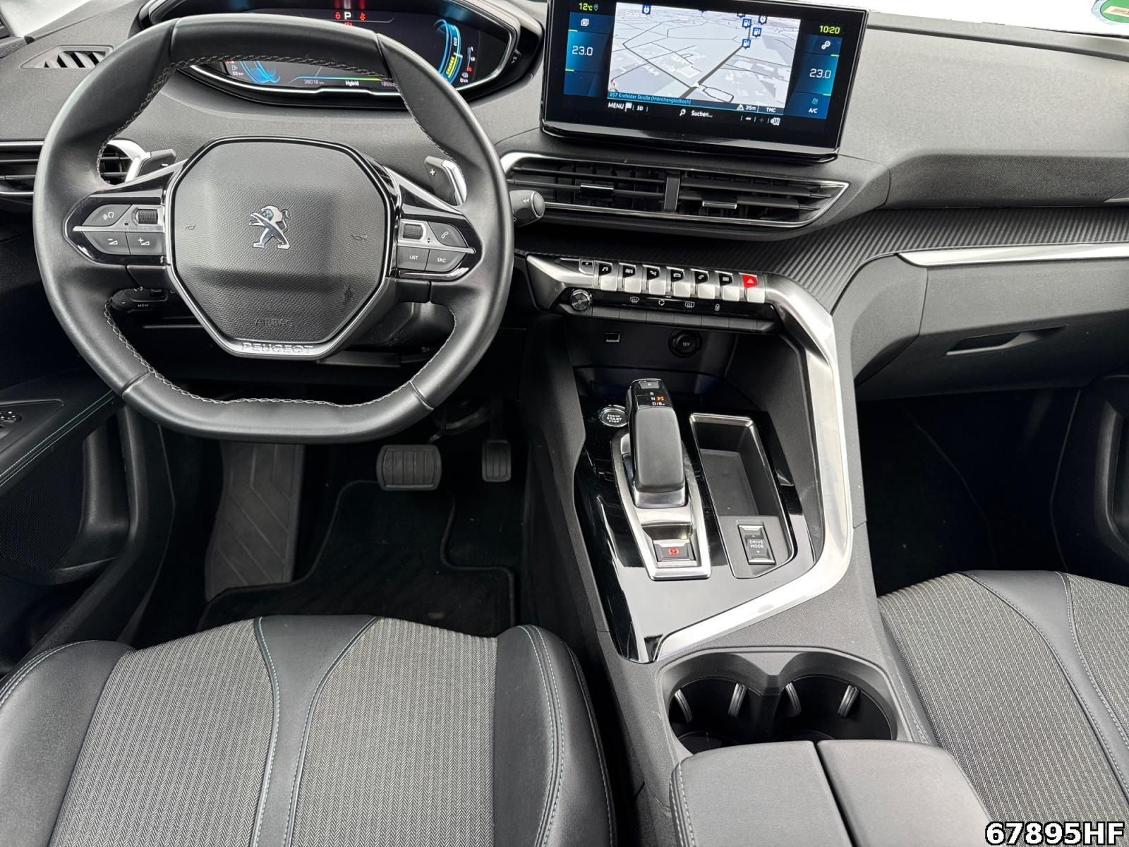 Fahrzeugabbildung Peugeot 3008 1.6 Hybrid 225 (Plug-In), Allure
