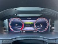 SKODA Karoq 1.5 TSI DSG Sportline KESSY AHK KAM MATRIX bei Autohaus Landmann & Maier OHG