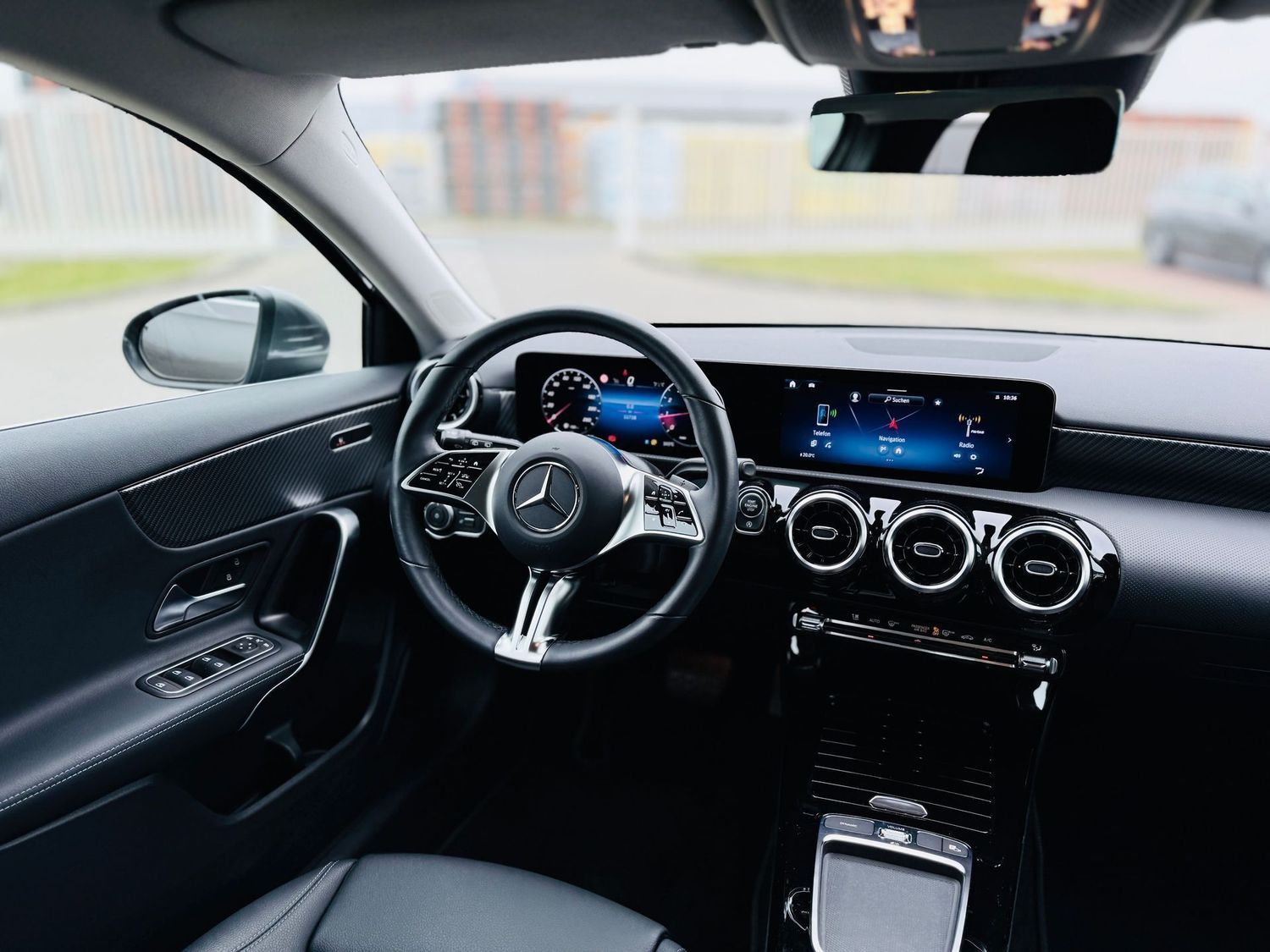 Fahrzeugabbildung Mercedes-Benz A 180 PROGRESSIVE Advanced, Winter, RFK, LED, MB