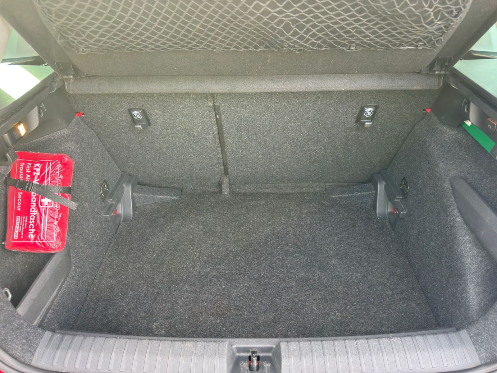 Fahrzeugabbildung SKODA Kamiq 115PS 6-Gang*PDC*LED*Alcantara/Leder