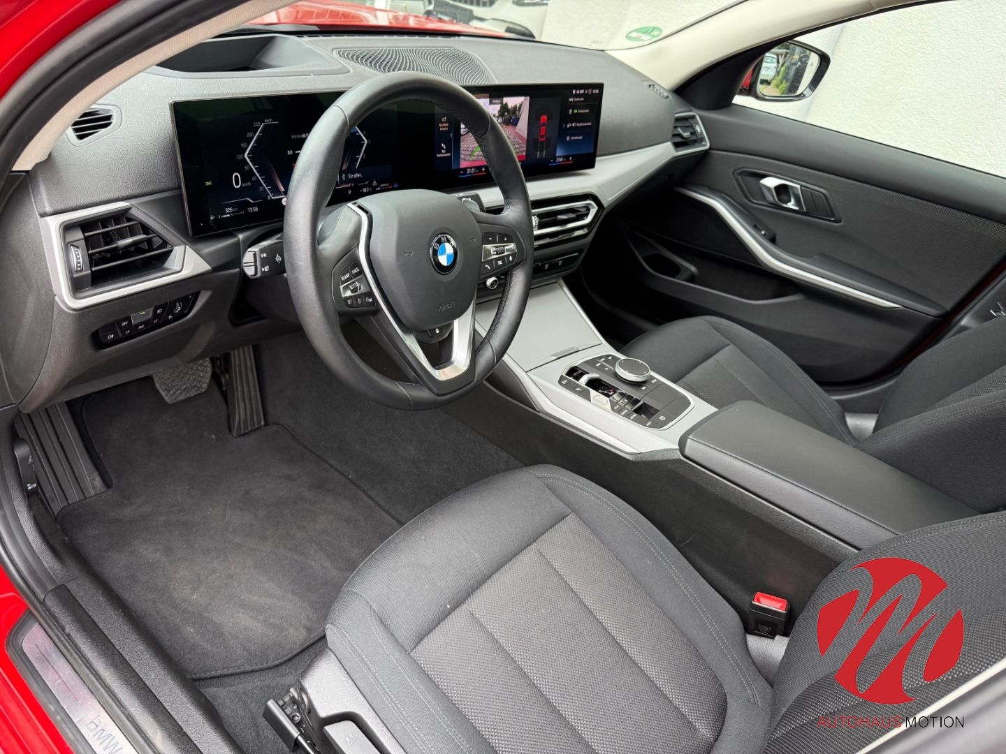 BMW 320 d Facelift Navi HUD GSD Laser LED Temp Parkl foto 9