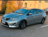 Toyota Auris Diesel 2.0L  D4D Sports Touri... - Toyota Auris in Herne