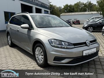 Volkswagen Golf - 2