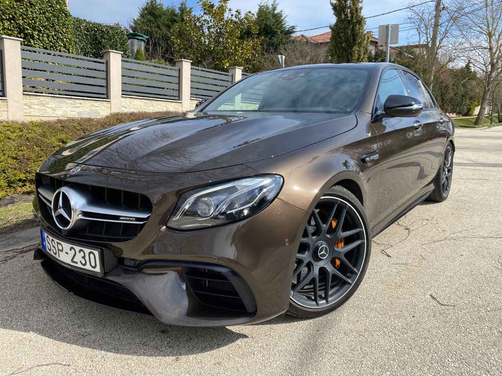 Mercedes-Benz E 63 AMG