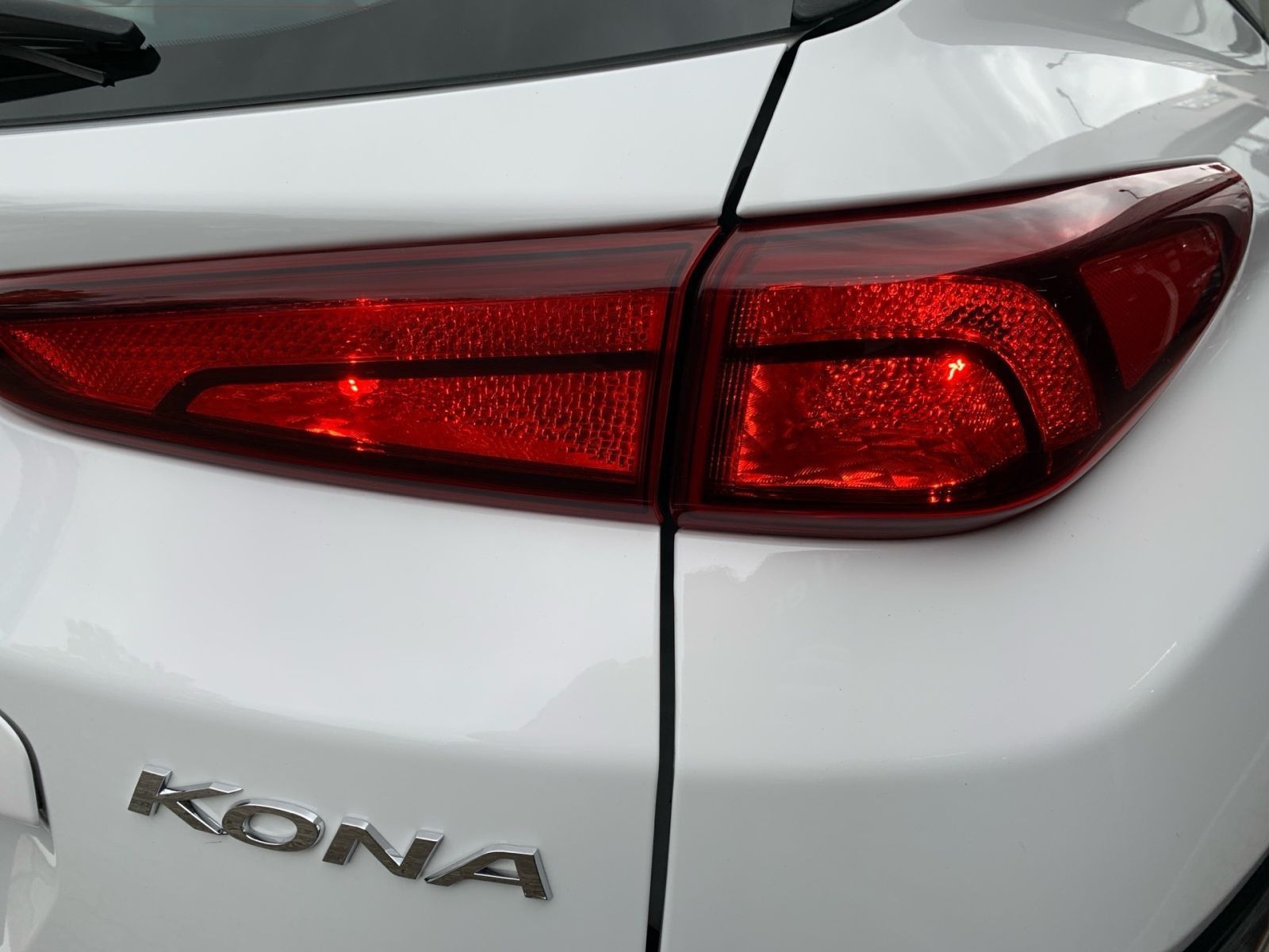 Fahrzeugabbildung Hyundai KONA Select Elektro 11 kW OBC Sitzheizung