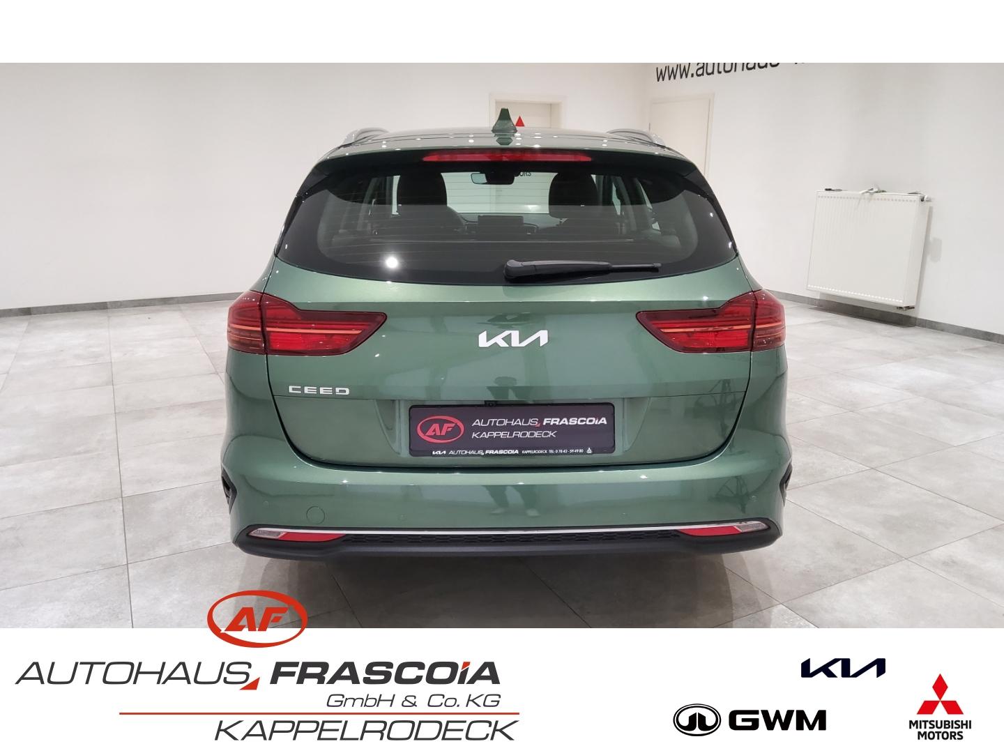 Kia Ceed_sw Spirit 1.5T Navi ACC PDChi. Rückfahrkam.