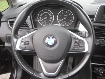 BMW 220 - 11