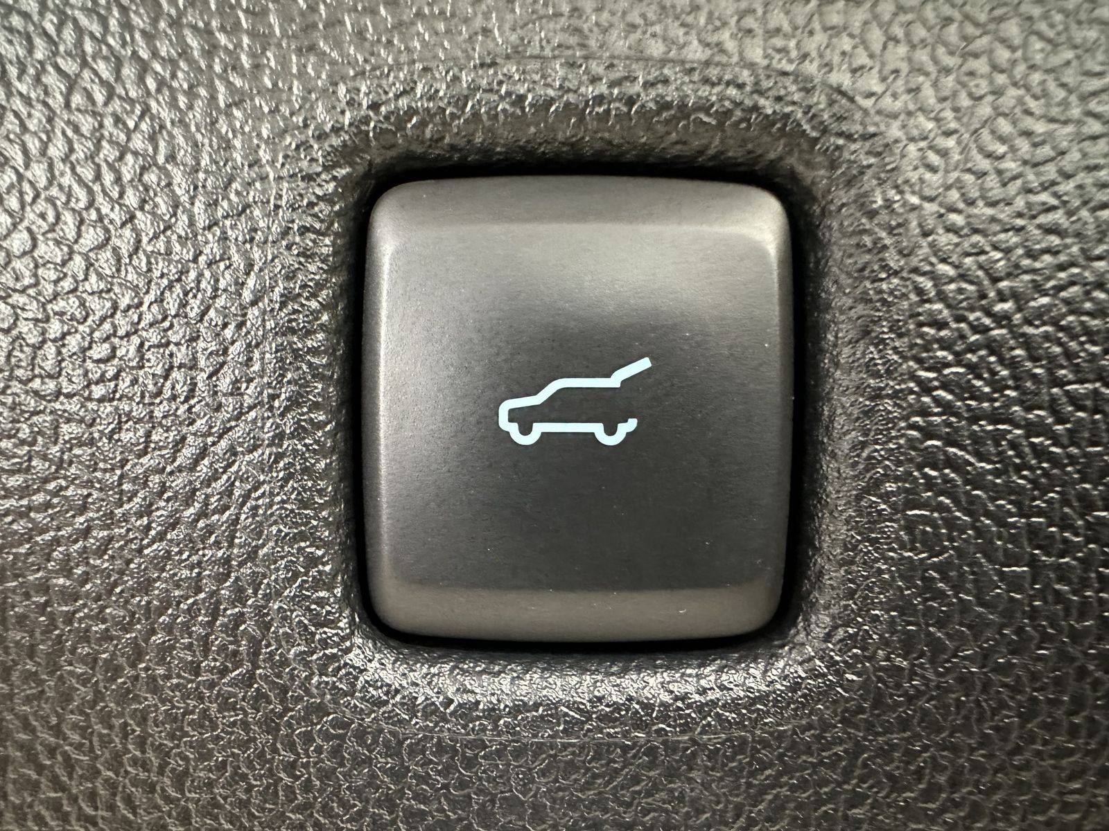 Fahrzeugabbildung Ford Kuga 2.5 Plug-In Hybrid Vignale NAV+LED+PANO+ACC