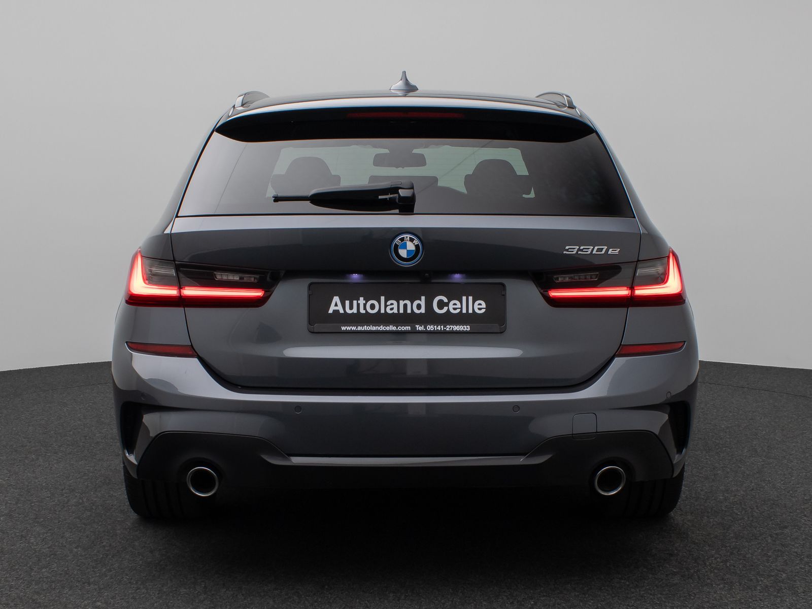 Fahrzeugabbildung BMW 330e M Sport Panorama Kamera Laser HUD DAB HiFi