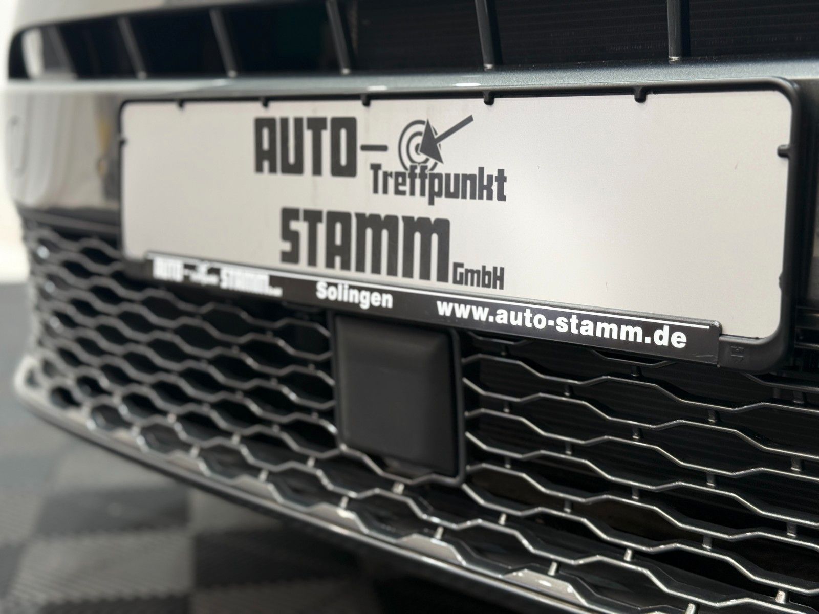 Fahrzeugabbildung Volkswagen Caddy DSG Family AppConnect/ Rückfahrkamera