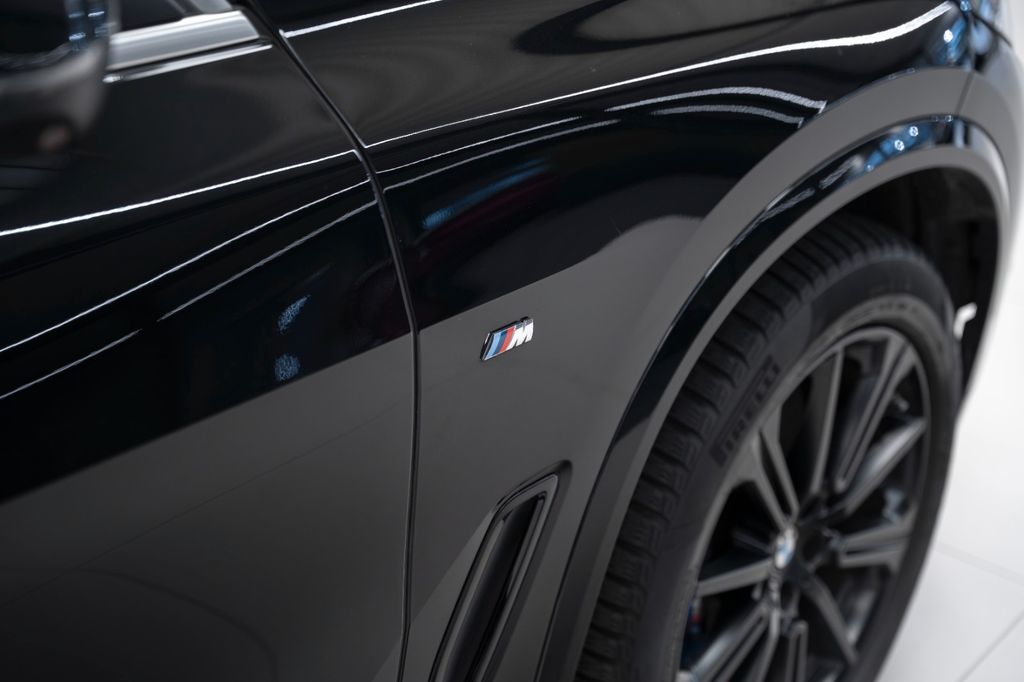 X5 xDrive40d BLACK/BLACK PANORAMIC M PACKAGE - Bild 10