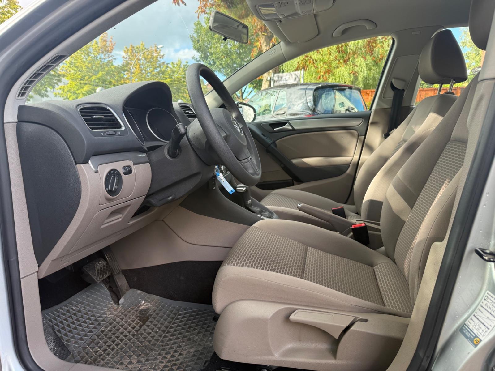 Volkswagen Golf VI MIT WENIG KILOMETER/GARANTIE/UNFALLFREI