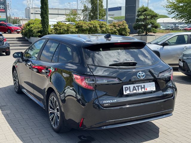 Toyota Corolla  Touring Sports Hybrid Team D