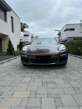 Porsche Panamera 3.0  BOSE PASM STZH PANO Sport-Chrono - Porsche Panamera: Metallic