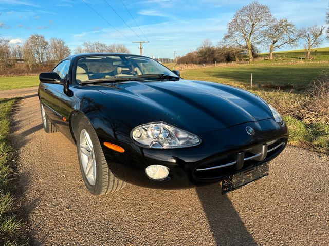 Jaguar XK8 4.2 Coupe Facelift