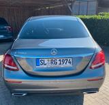 Mercedes-Benz E 300 d -9G-Tronic Sport Style Paket Schiebedach - Mercedes-Benz E 300 mit Diesel-Antrieb: Limousine