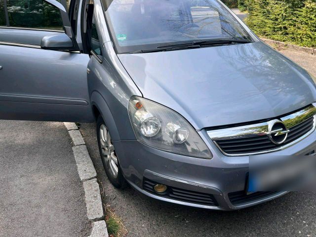 Opel Zafira 7 Sitze