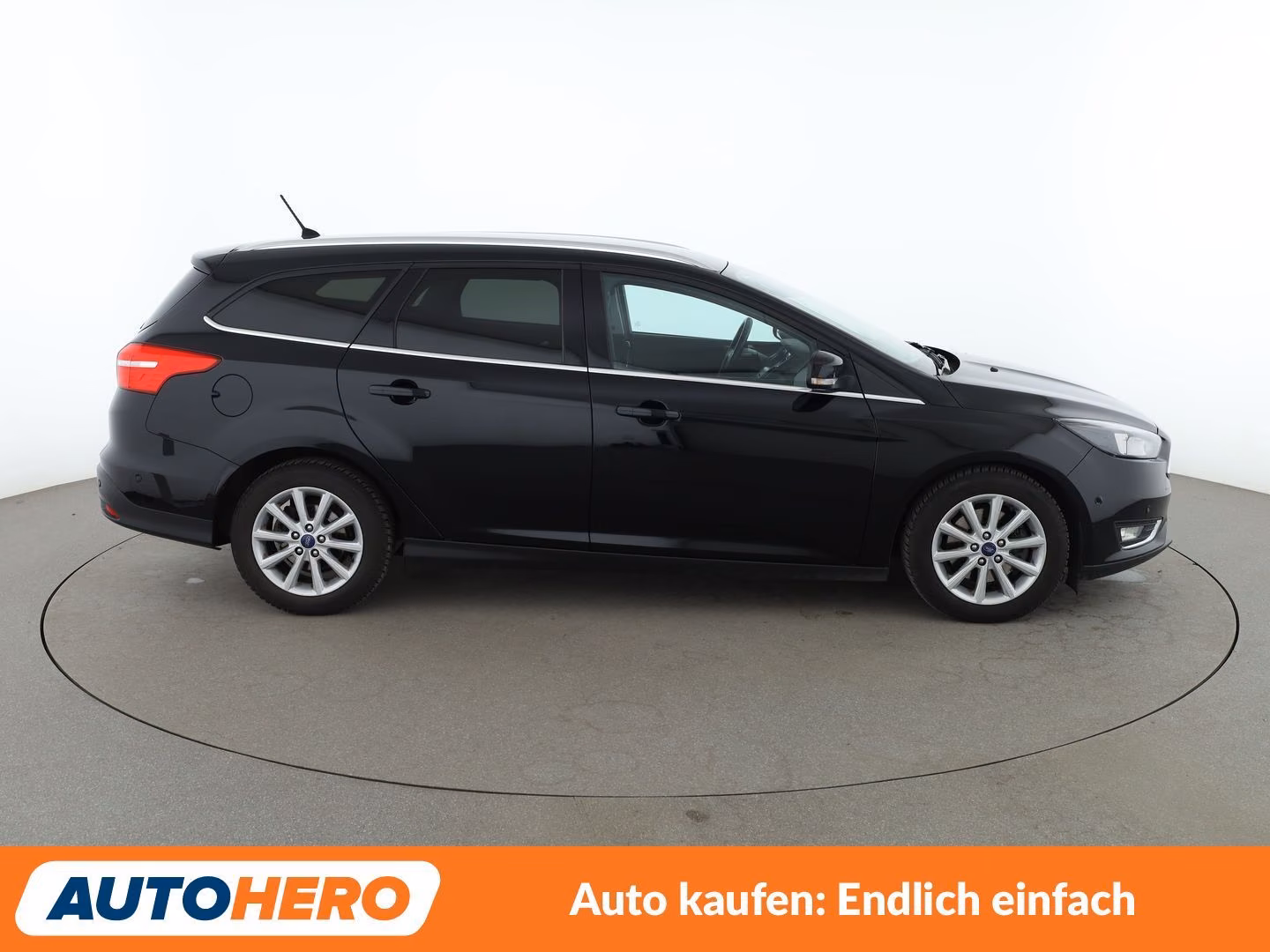Ford Focus 1.5 EcoBoost Titanium Aut.*TEMPO*PDC*SHZ*