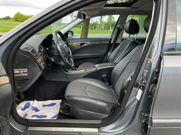 Mercedes E 220 - 7