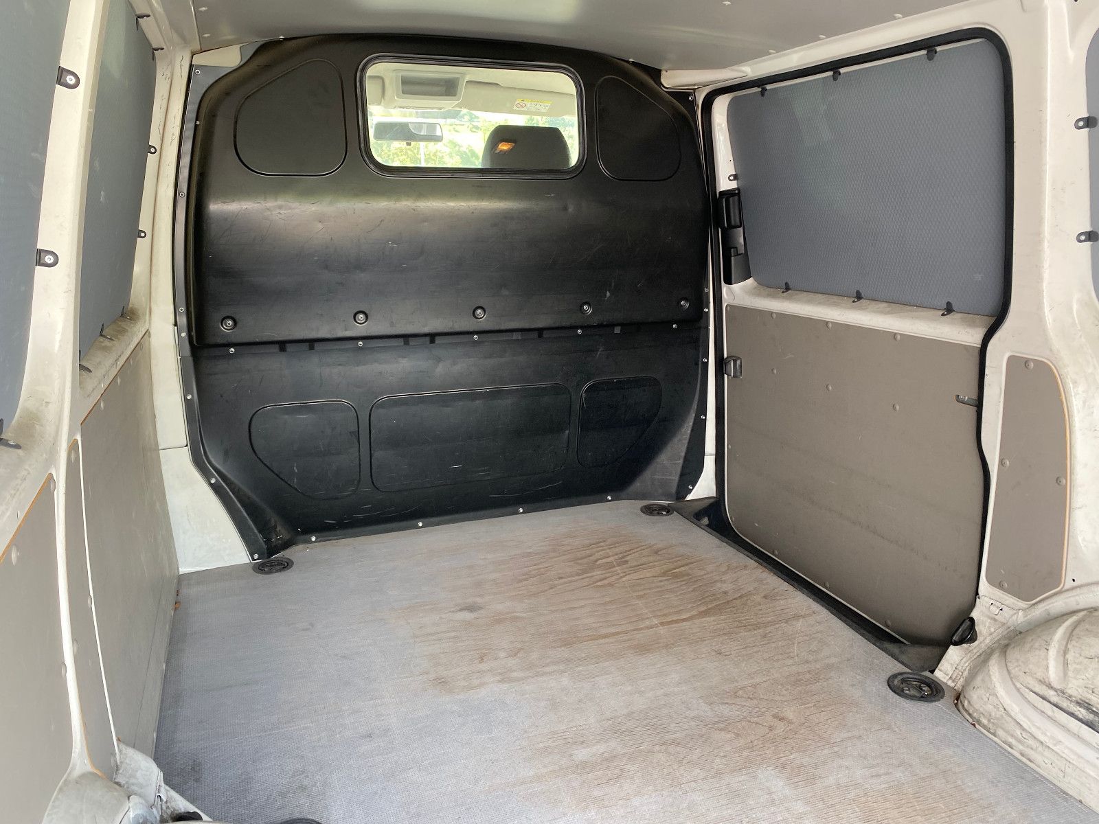 Fahrzeugabbildung Volkswagen T6 Transporter EcoProfi 3-Sitzer AHK SHZ Klima