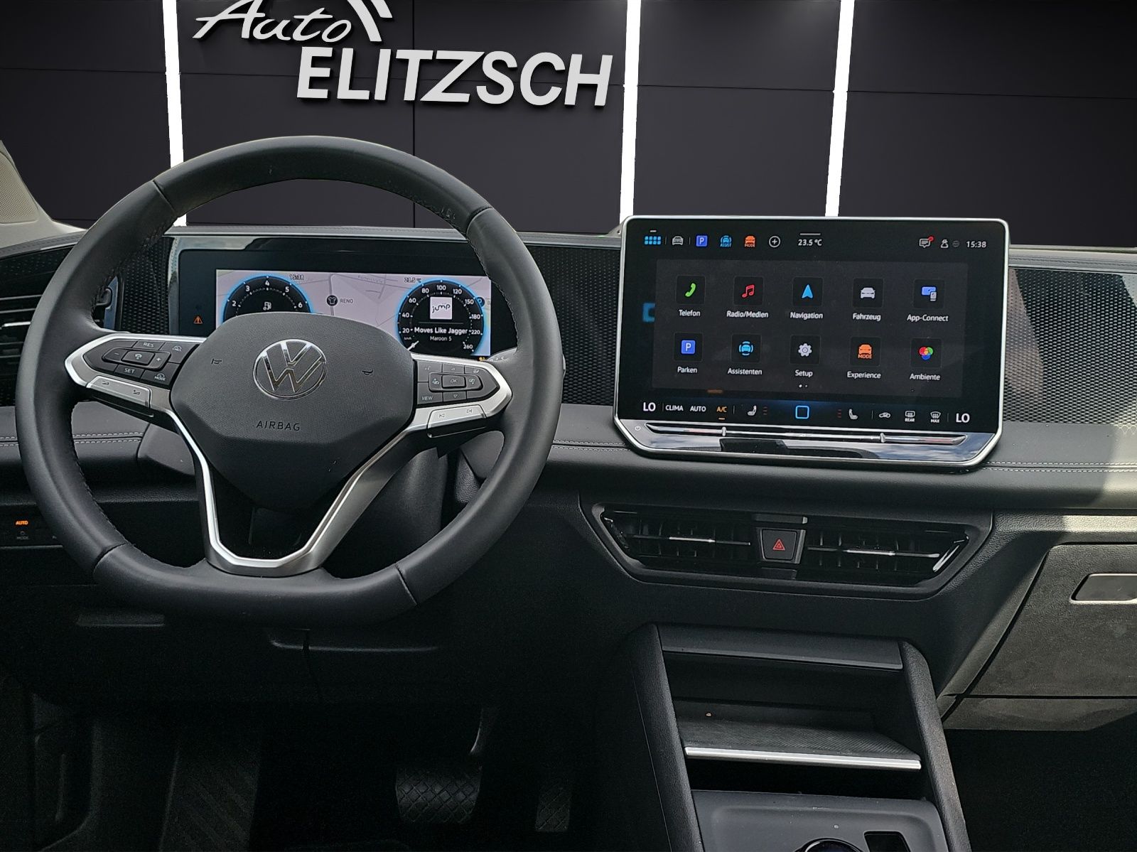 Fahrzeugabbildung Volkswagen Tiguan Life eTSI DSG LED+ ACC AHK SH AID LRHzg R