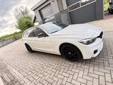BMW     BMW 320d F31 Facelift Touring Shadow Line - BMW 320 in Lübeck