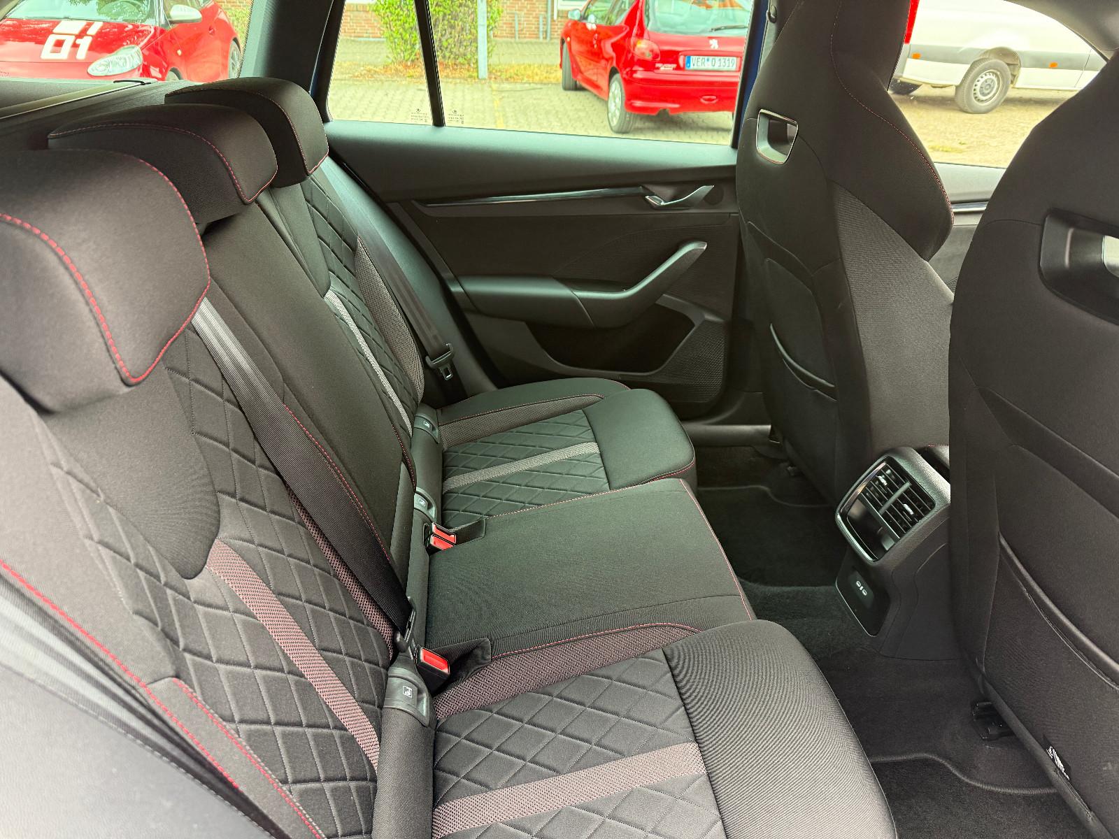 Skoda Octavia Combi 2.0 TDI RS AHK/NAVI/VOLLDIGI./LED, миниатюра 17