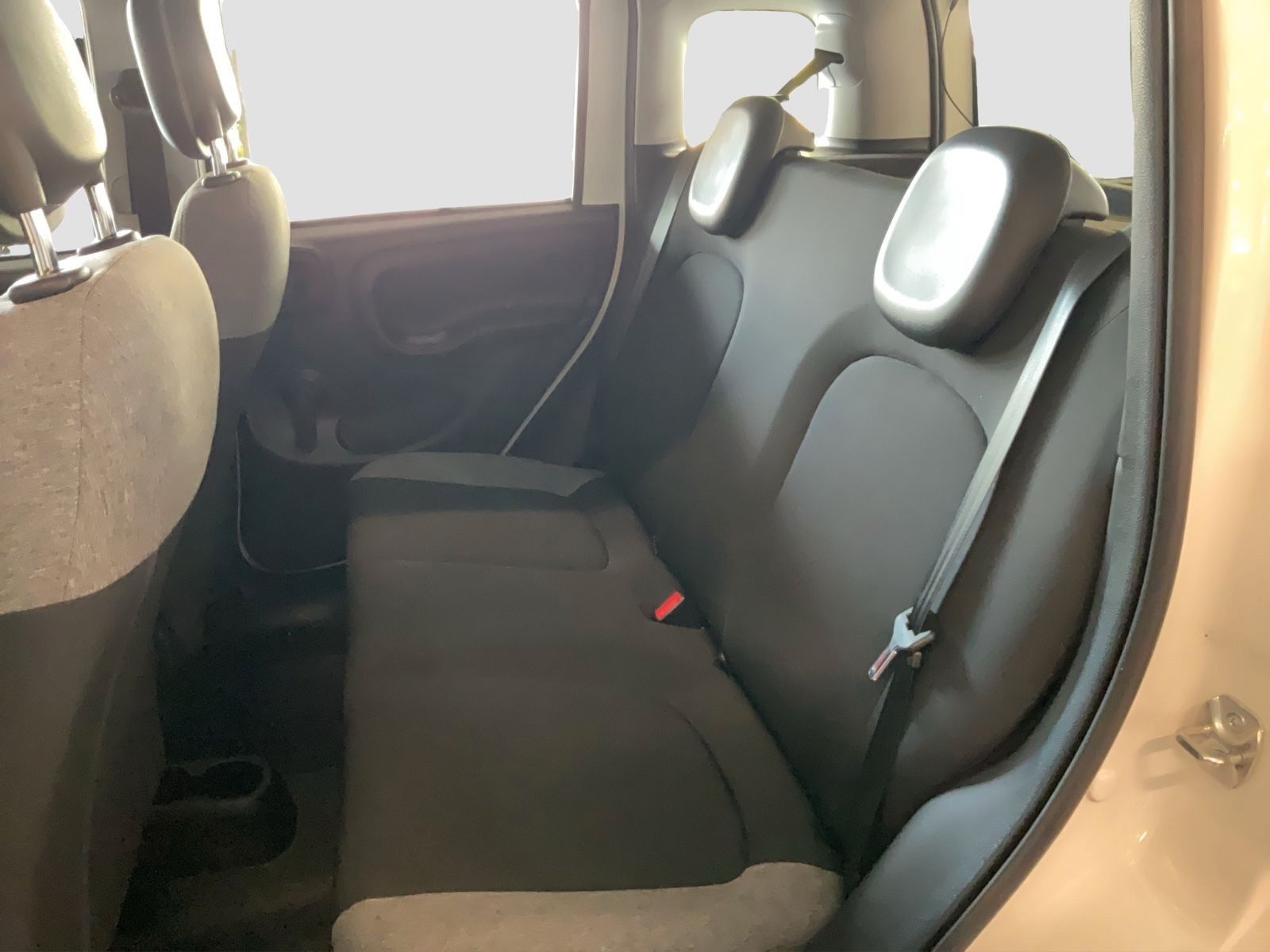 Fahrzeugabbildung Fiat Panda 1.0 GSE Hybrid + Techpaket