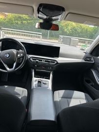 BMW 320 - 11