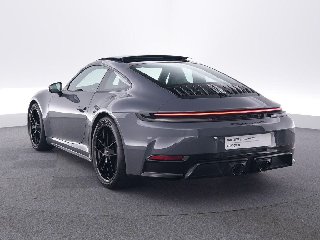 Porsche 992 — fotografia 3