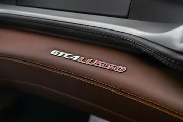 2018 Ferrari GTC4LUSSO — миниатюра 16