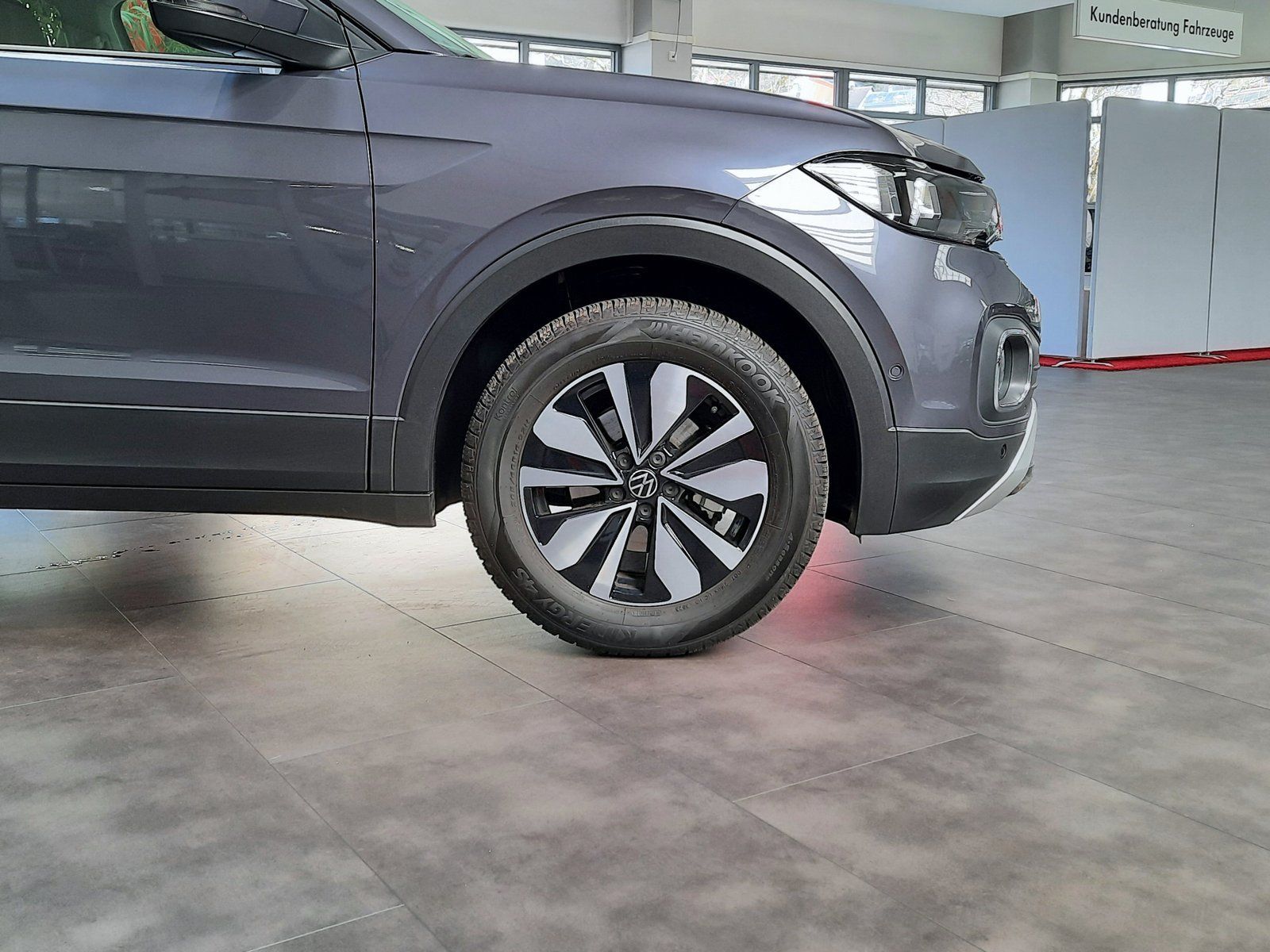 Fahrzeugabbildung Volkswagen T-Cross Move TSI *Navi*Sitzhzg*Einparkh*App-Con*