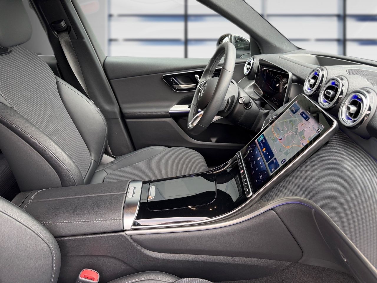 Fahrzeugabbildung Mercedes-Benz GLC 300 de 4M EDITION+AHK+HEADUP+360+MEMOR+DISTR