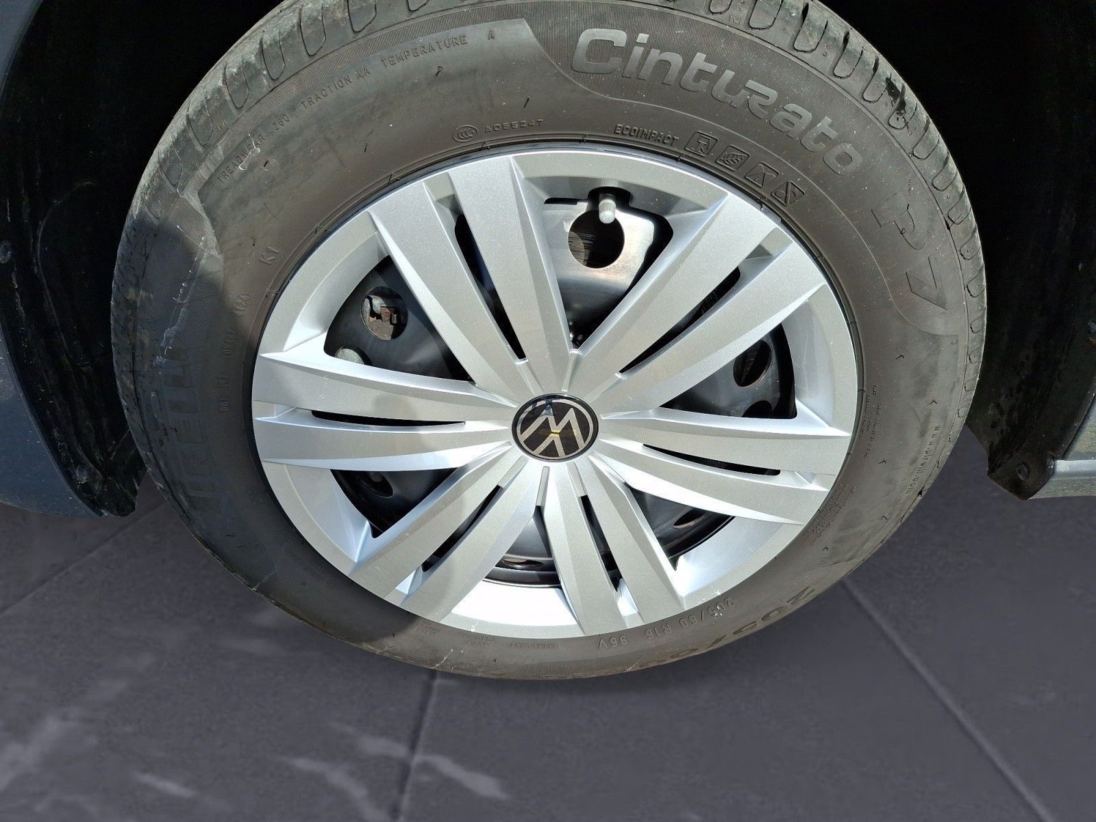 Volkswagen Touran - Bild 7