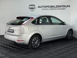 Ford Focus 1.6 Lim. *HU-NEU*KLIMA*BLUETOOTH* - Ford Focus aus 2011: Limousine