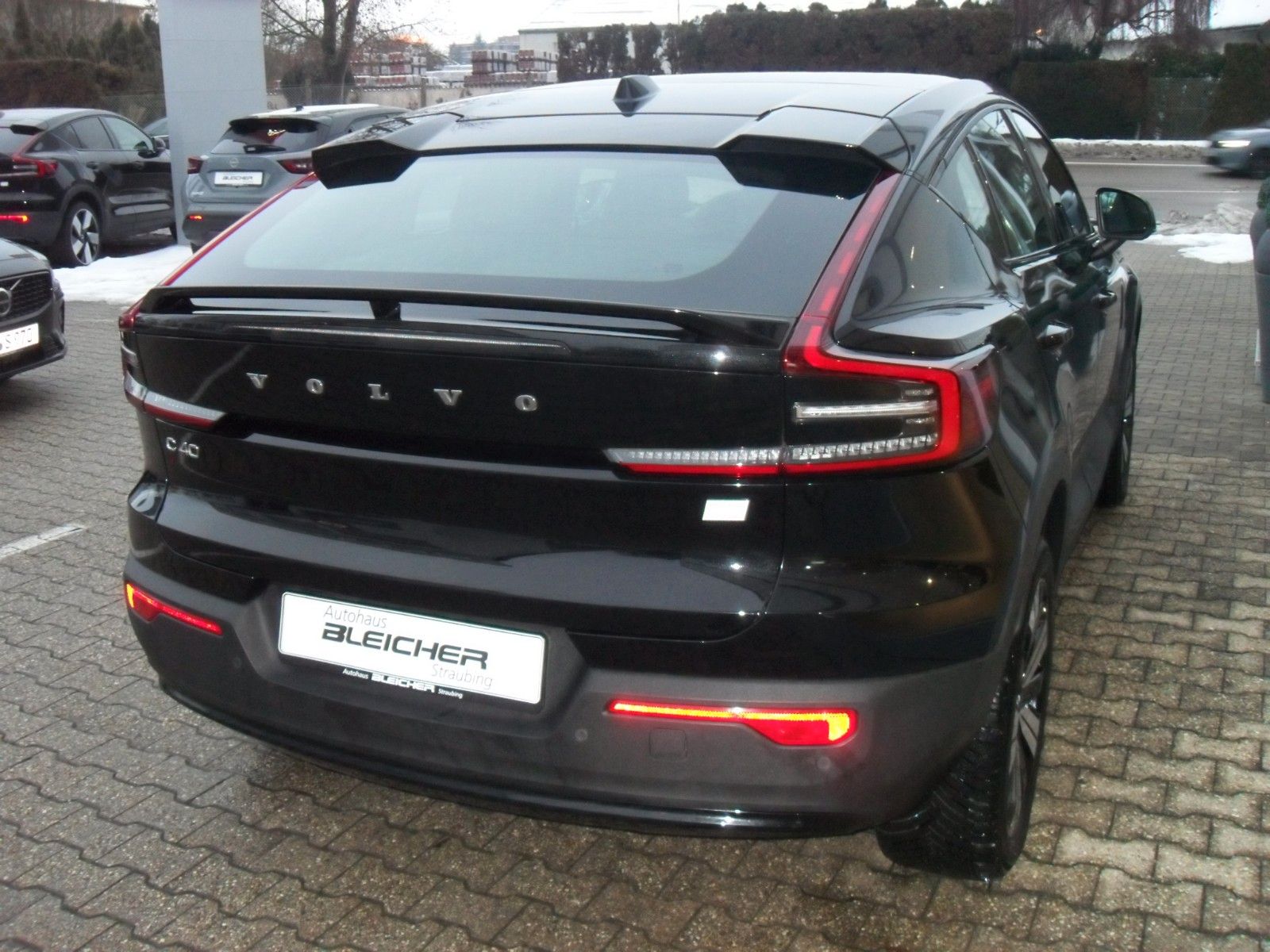 Fahrzeugabbildung Volvo C40 Core Recharge Pure Electric 2WD