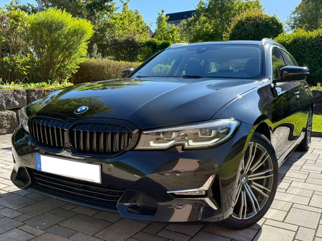BMW 320d Touring Luxury Line Automatik Live Cockpit