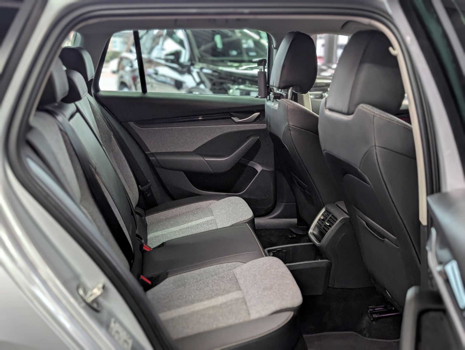 Fahrzeugabbildung SKODA Octavia 1.5 TSI mHEV Style ACC AHK 5J.-Garantie