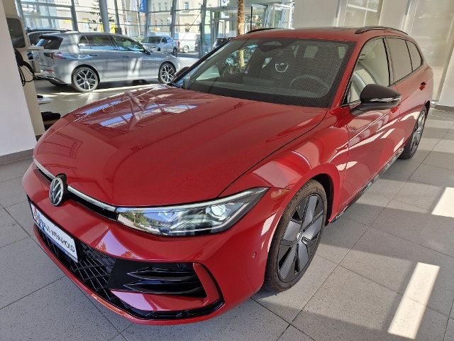 Passat Variant R-Line 2.0 TDI DSG IQ. PANO H&K A