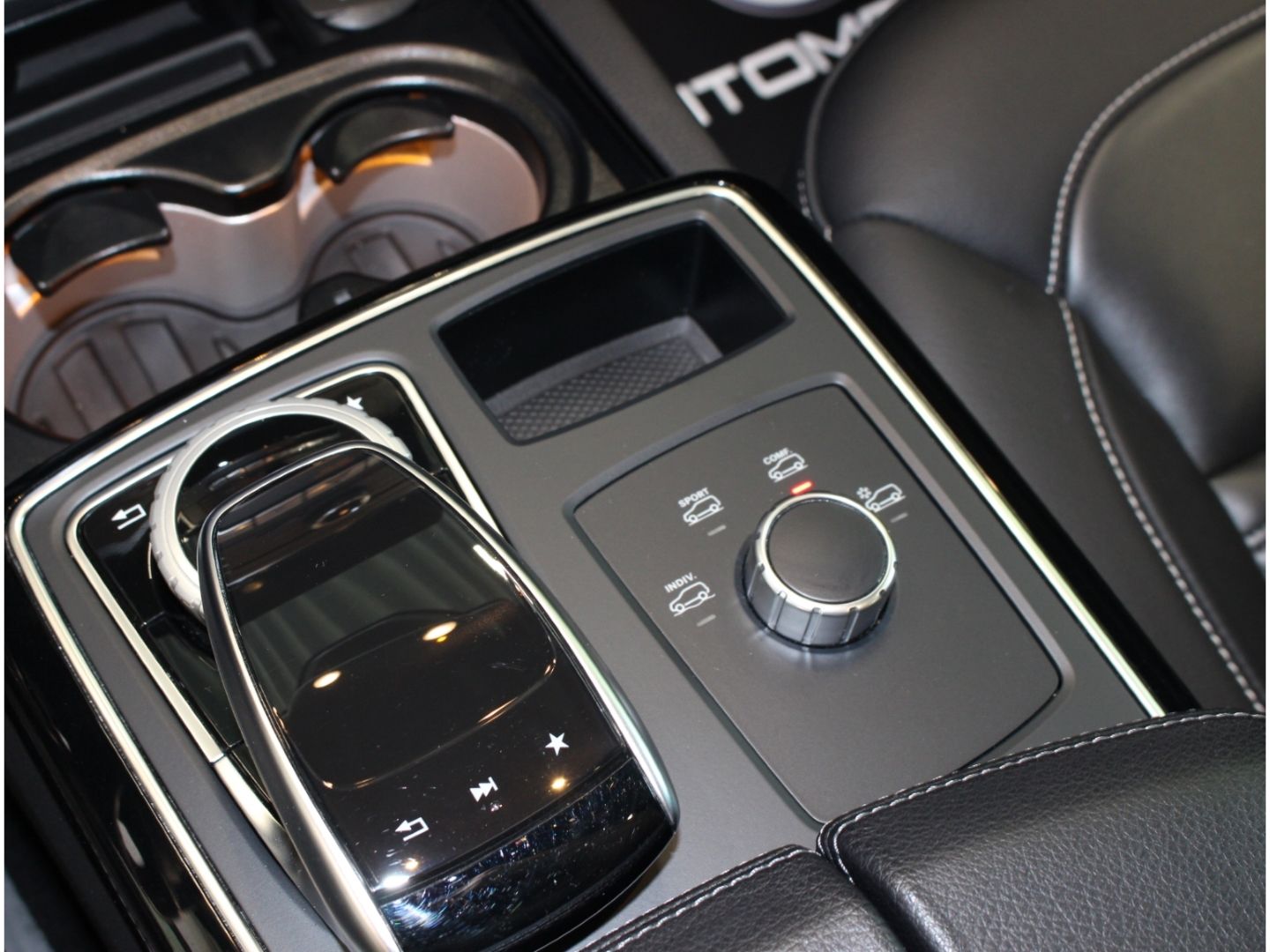 Fahrzeugabbildung Mercedes-Benz GLE 350 d Coupe 4Matic AMG-Line*AHK*Distronic