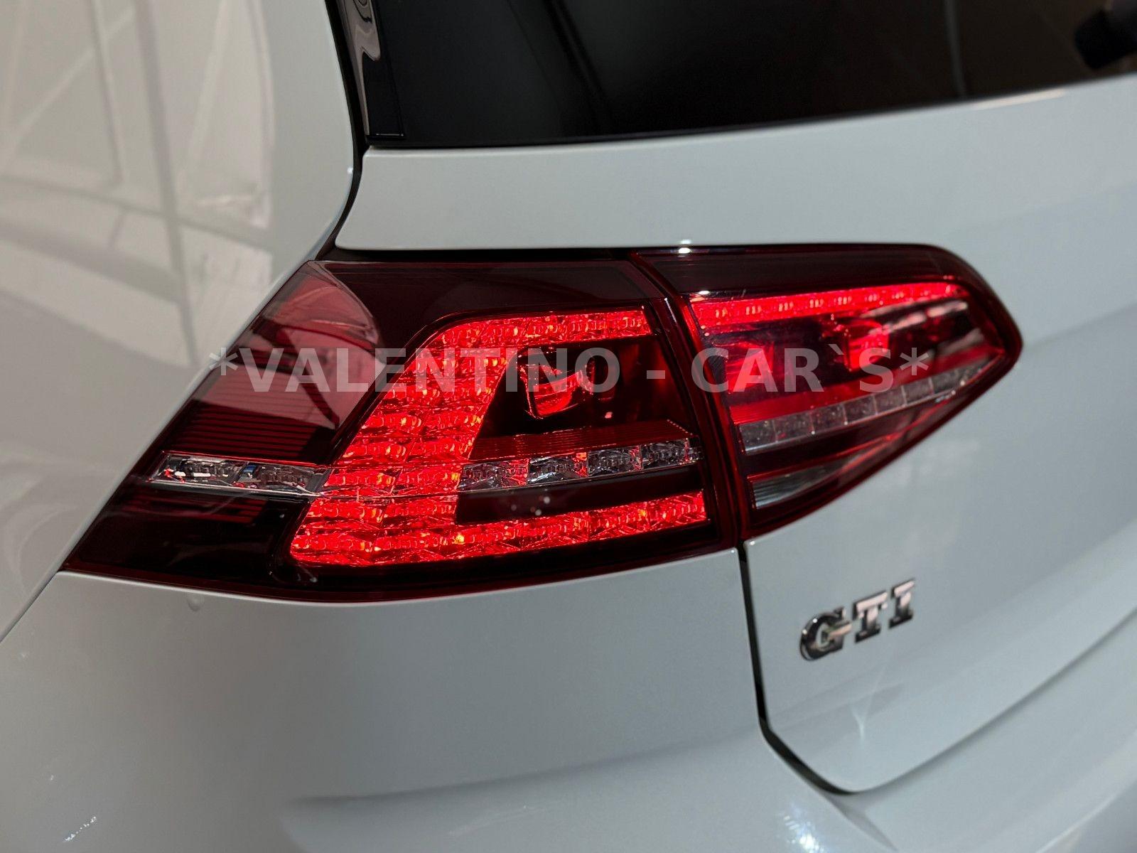 Volkswagen Golf VII Lim. GTI Navi/Temp/Parklenk/Shz/BiXen