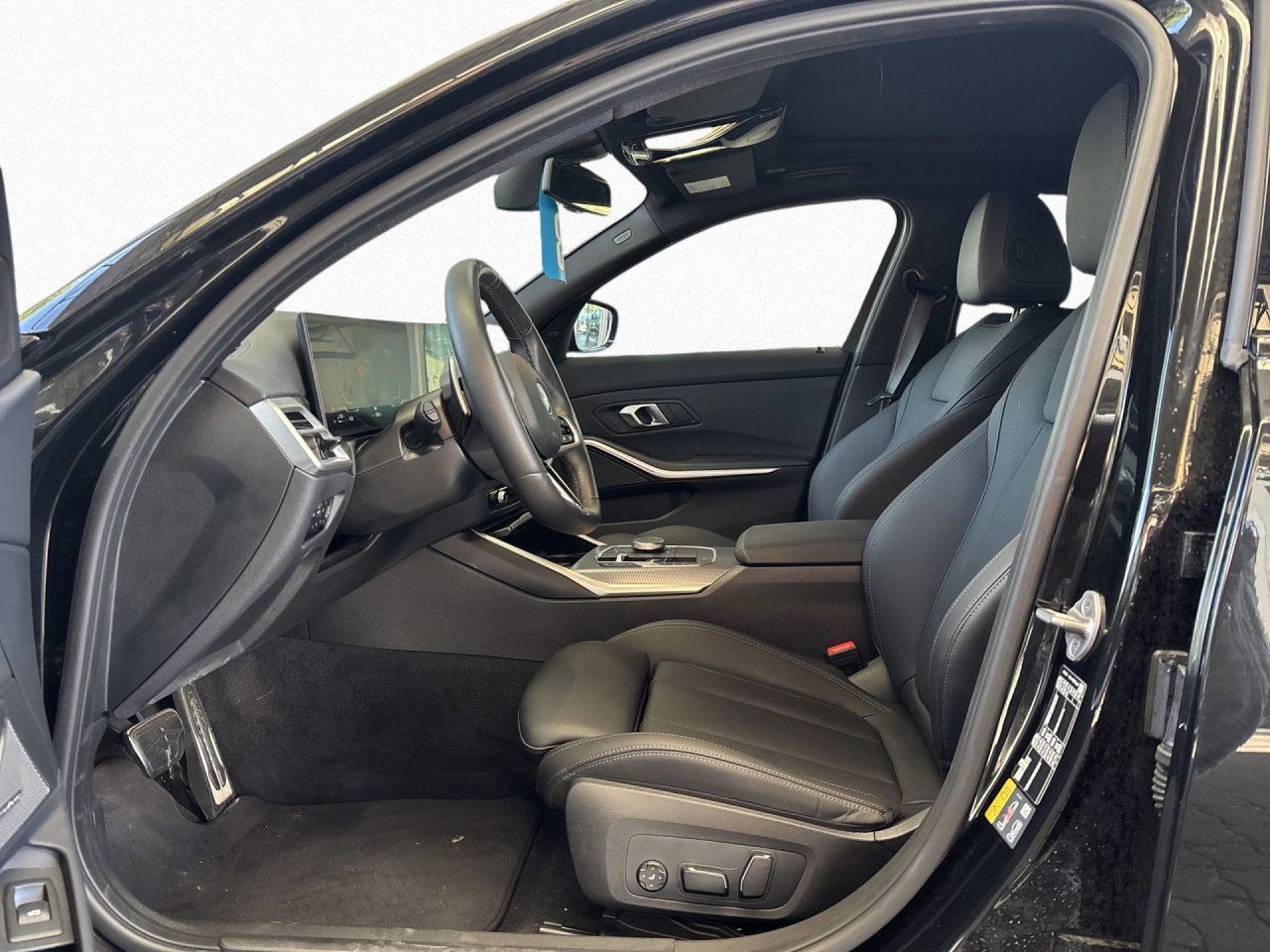 BMW 330 - Bild 17