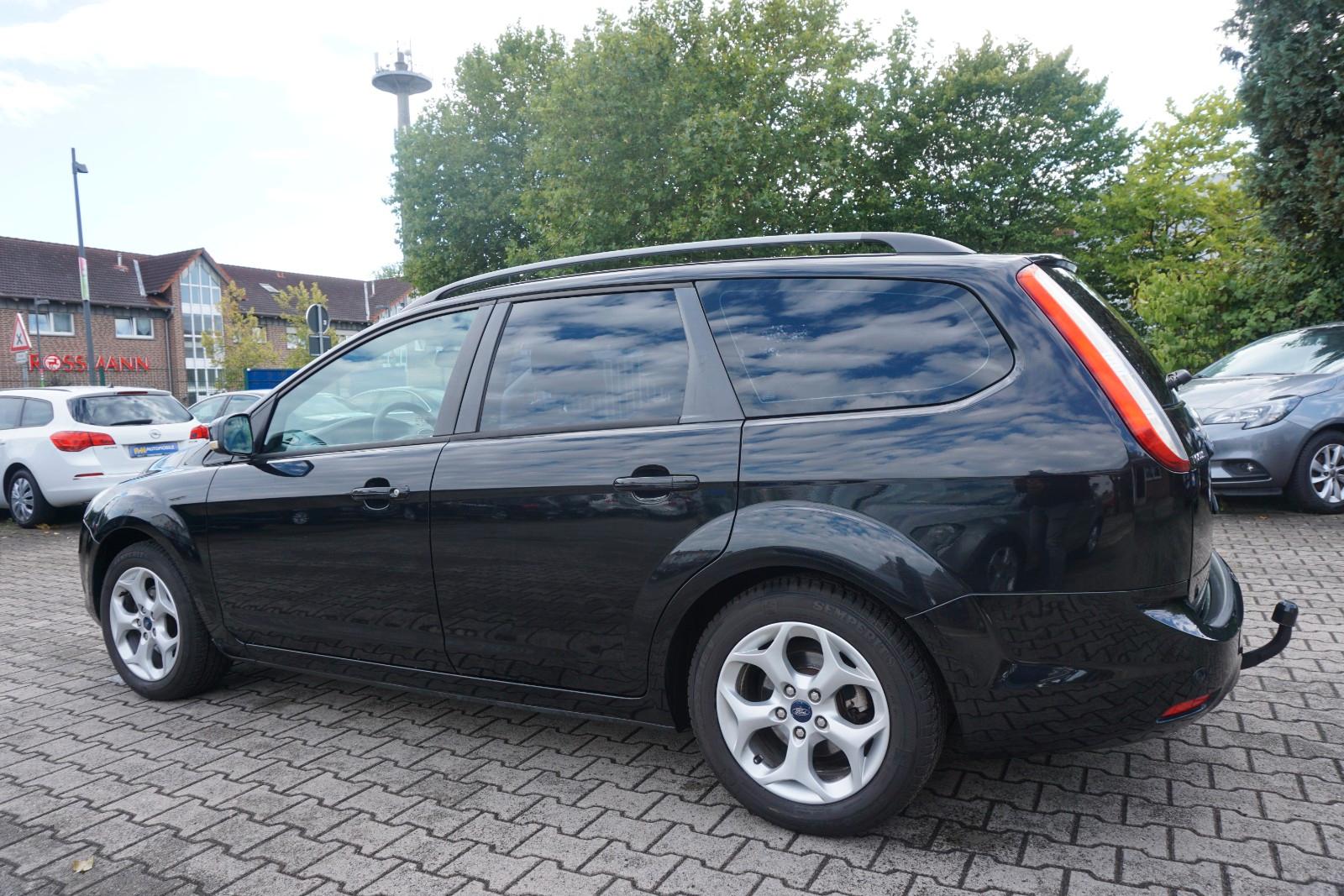 Ford Focus 2010 — photo 7
