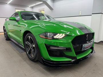 Ford Mustang - 2